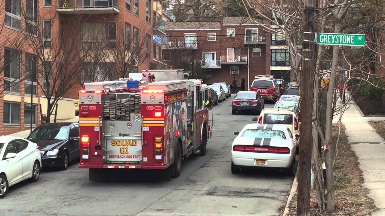 fdny-squad-61-gives-a-wave-while-taking-up-from-10-75-fire-on-w