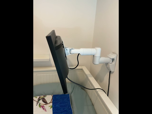 Double Bed ensuite Bathroom in West London Main Photo