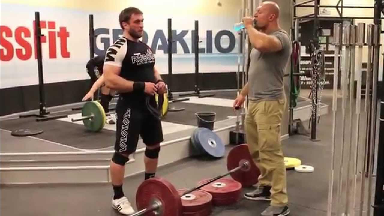 Клоков Дмитрий на тренировке