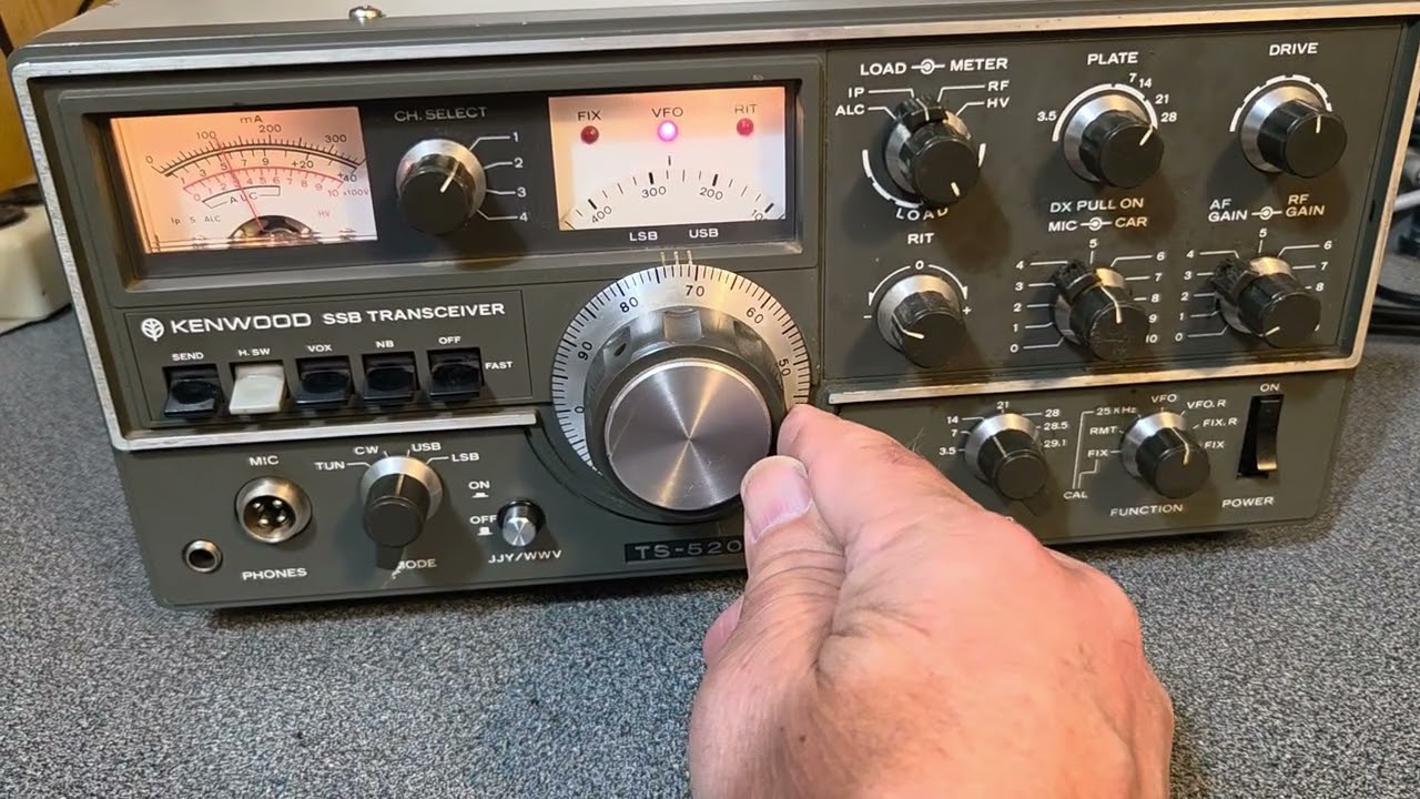 Kenwood TS-520 HF Transceiver test - YouTube