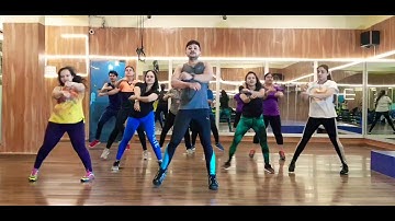 ZUMBA - NACHENGE SARI RAAT  BOLLYWOOD  WORKOUT  BY SURESH FITNESS CENTER  NEW MUMBAI