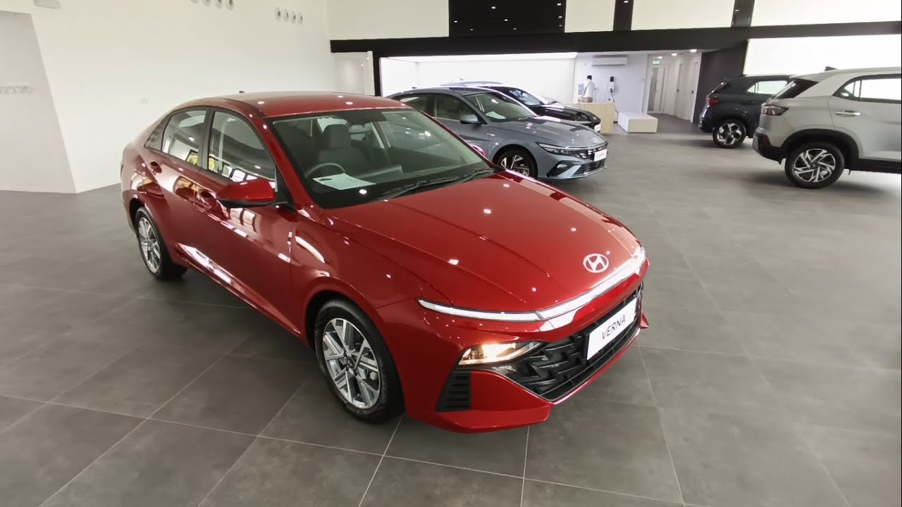 Hyundai Verna S 1.5 IVT red (BN7) walkaround (Brunei)