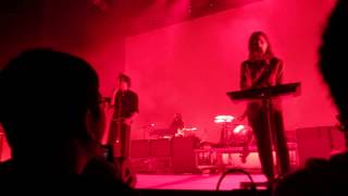 Phoenix - Bourgeois (live Vancouver 2013/03/28)