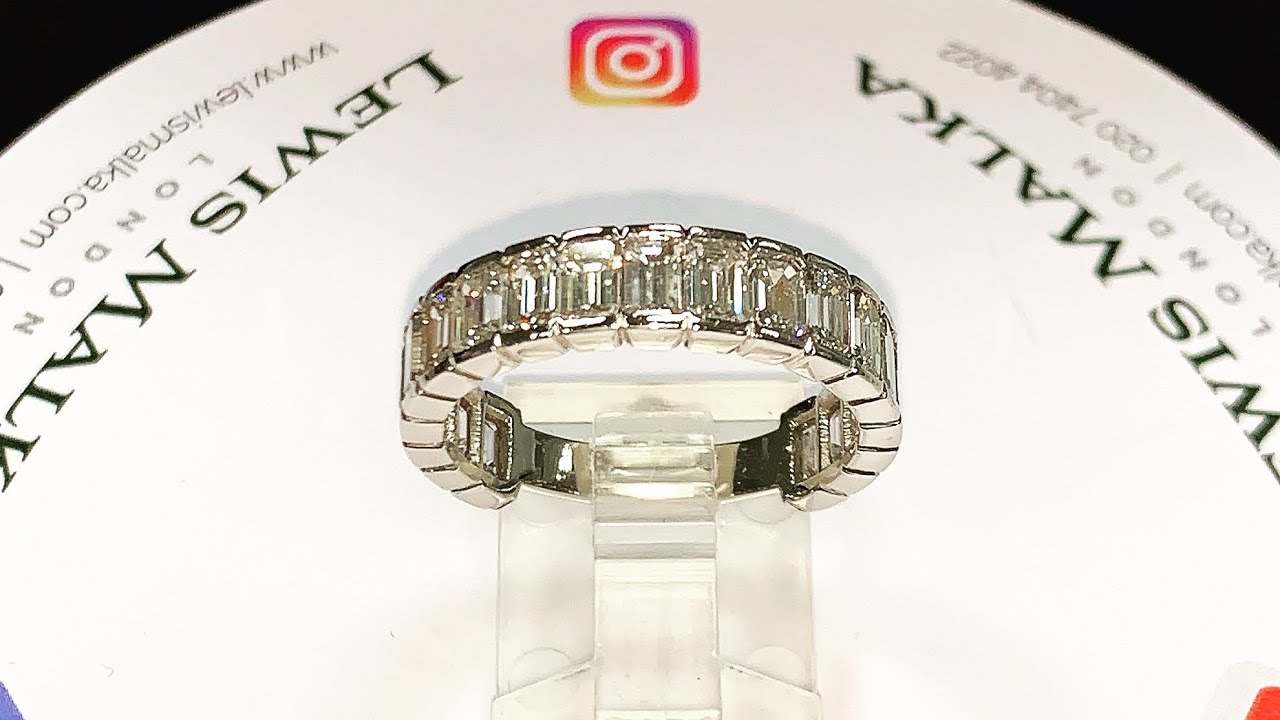 Men&rsquo;s Emerald Cut Diamond Wedding Ring | Gents Wedding Band