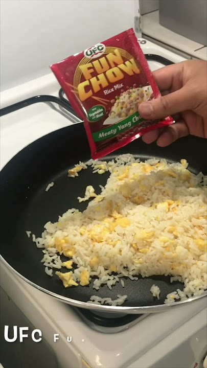 Ang dali lang lutuin nitong UFC FUN CHOW Fried Rice. Mura na, masarap pa!