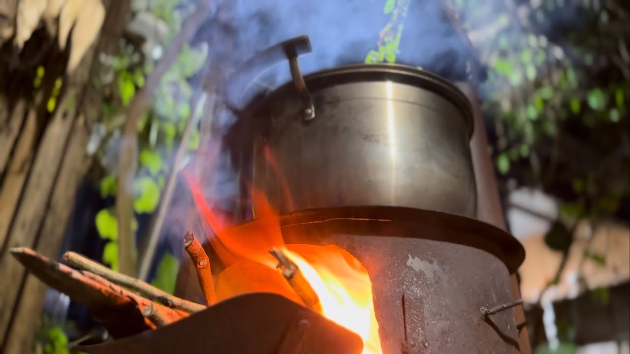 Cuộc sống chốn núi rừng bình yên của mẹ con kapy / món cháo nghêu 