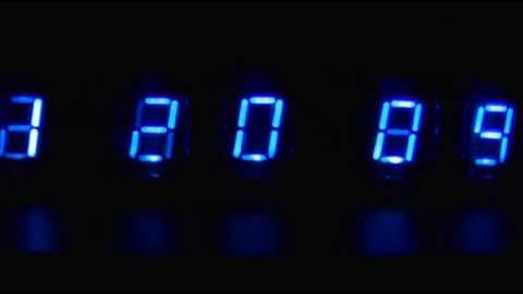 Nocrotec BL-100 VFD Tube Clock Demo