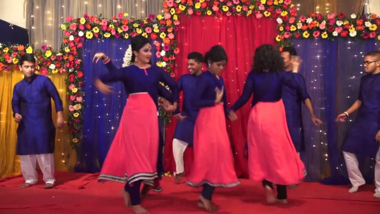 আমার দেখা সেরা হলুদ ড্যান্স।