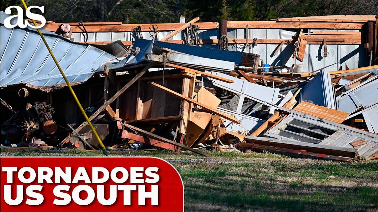 TORNADOES strike US South, KILLING at least 10 PEOPLE - YouTube