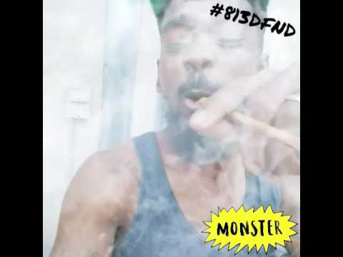 Sellin Dat Reefa