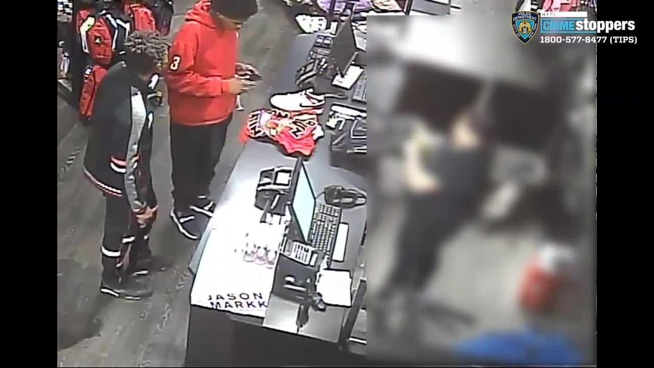 Police Investigating String Of Bronx Robberies - YouTube