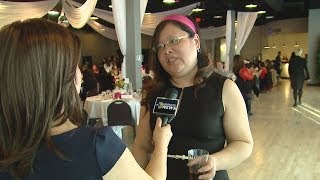 3HMONGTV NEWS: Dr. Mai True Lee is recipient of 2014 Hnub Tshiab Award.