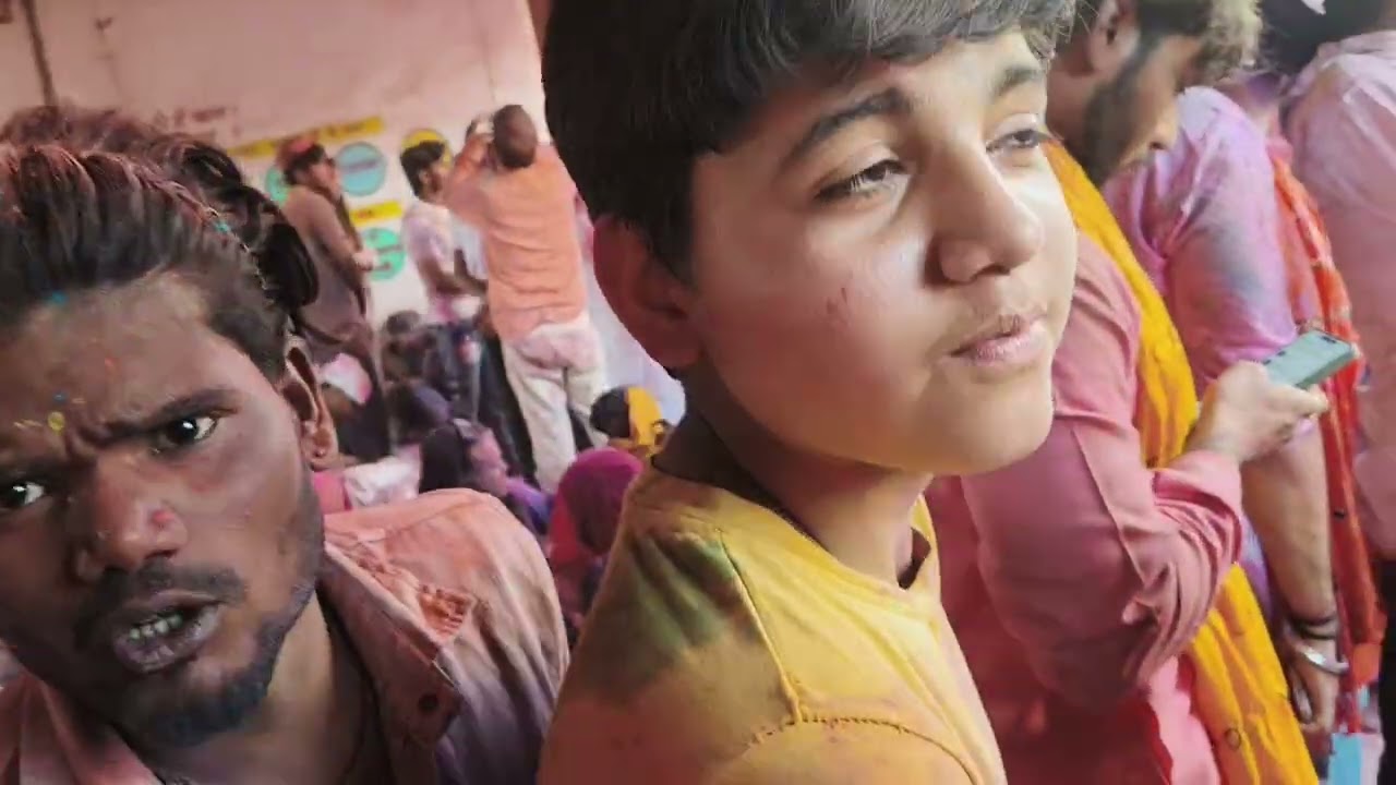 Radhe Radhe 🙏-----bhai aur bahanon ❤️ kaise ho aap log ❤️ Radha Rani ki Holi 🫟