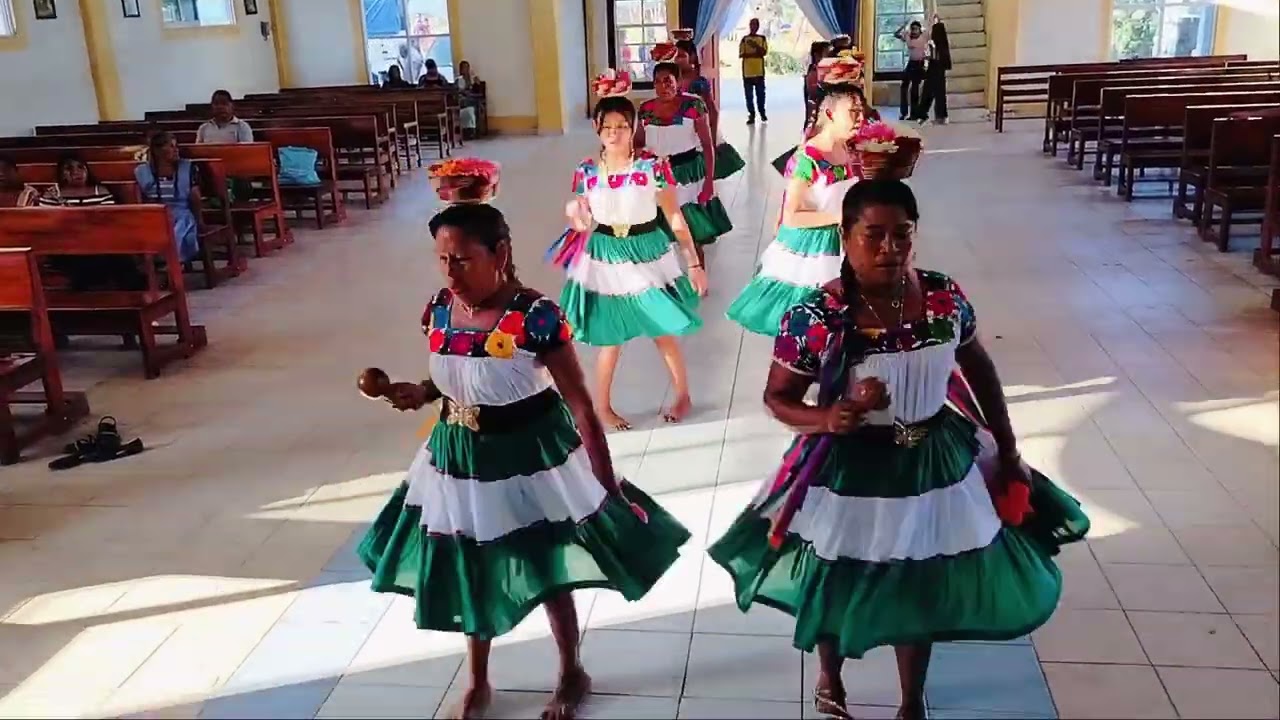 Danza de Inditas Santa Teresa de Jesús de Pahuatlan Hgo, informes al 7711317902