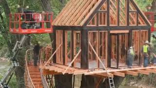 Amazing Treehouse Construction Timelapse | Luxury Treehouse Build From Start to Finish