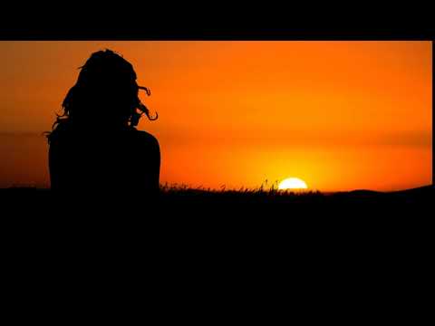BELLE MUSIQUE DOUCE ET RELAXANTE SOUS UN MAGNIFIQUE COUCHER DE SOLEIL