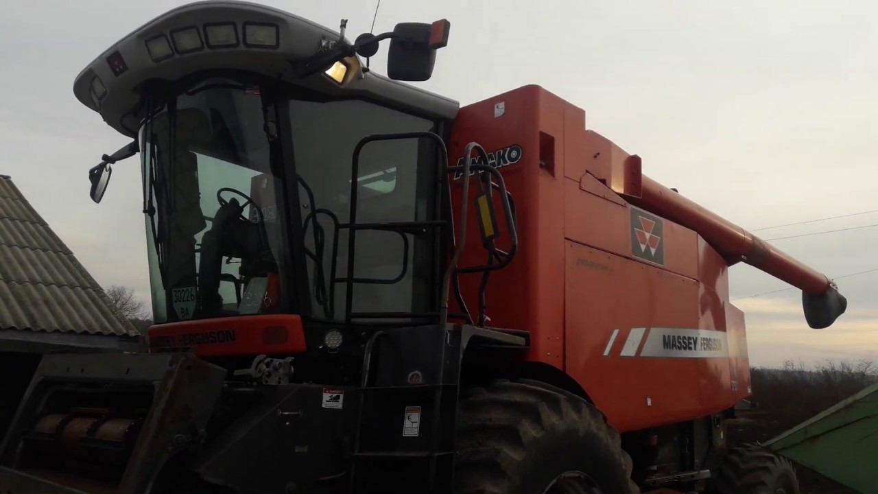 MASSEY FERGUSON 9790.