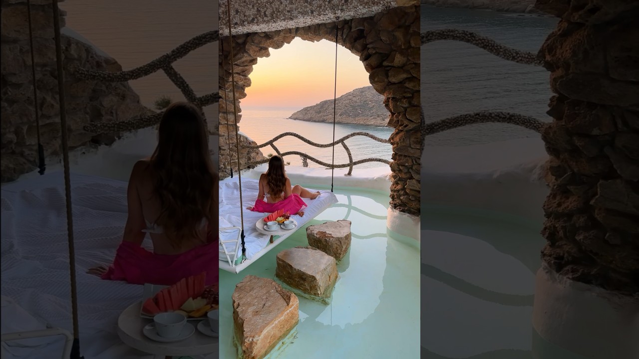 Imagine waking up to this view 🧡 