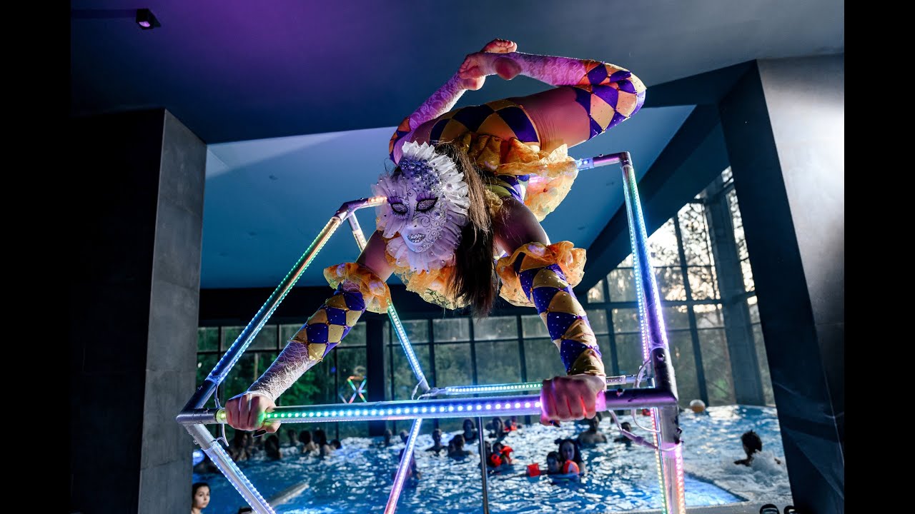 Программа для гостей терм в стилистике "Цирк" от Neo.Wedding