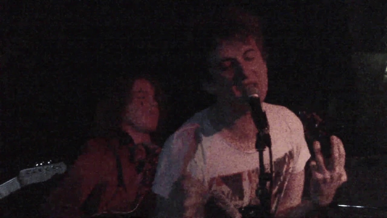 Betty Pages Live im Glam Feldbach, To Point On