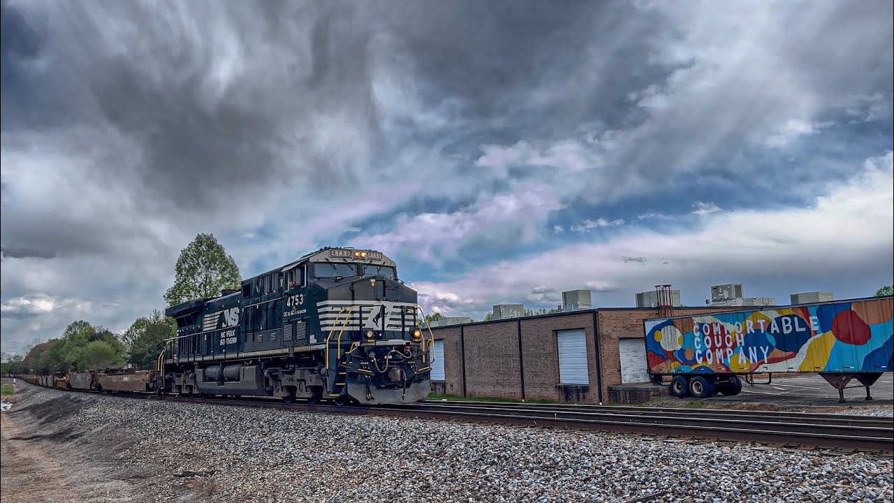 NS 202-12 (Empty Intermodals) Through Claremont NC