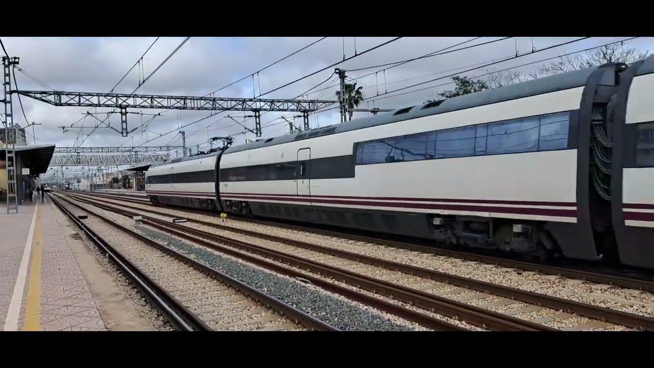 Renfe Valencia: Estación de Sagunt |C-5, cerrada por obras, y C-6|
