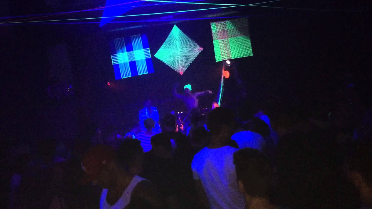 Heiss und Eis - Drunken Russian LIVE @ Hangar 49, Berlin