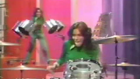 Karen Carpenter Drum Solo - 1976 First Television ...