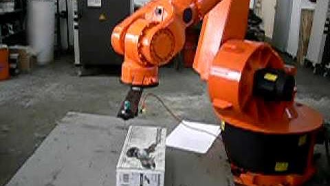 Laser tracking system with a KUKA used industrial robot at www.eurobots.net