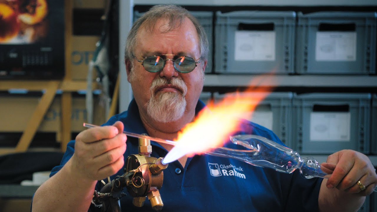 How to make a (glass) bong! YouTube