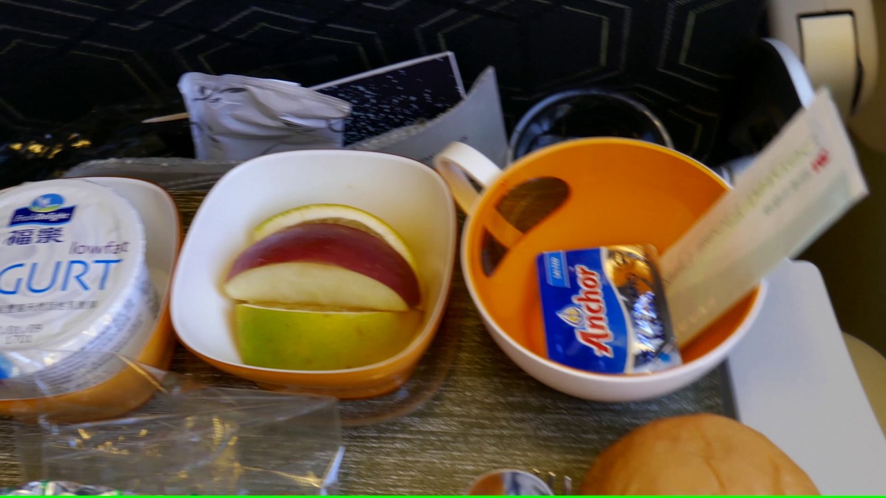 EVA Air B777-300ER Taipei to Singapore | BR225 | Full Flight | 4K