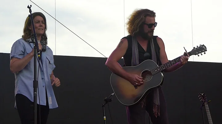 Wonderful - Acoustic - Jim James and Brandi Carlil...