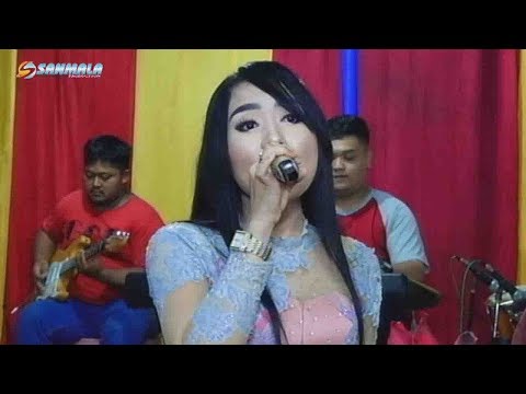 hanya-ingin-kau-tahu-(republik)-versi-keroncong-cover-erna-chikayla---di&va-music