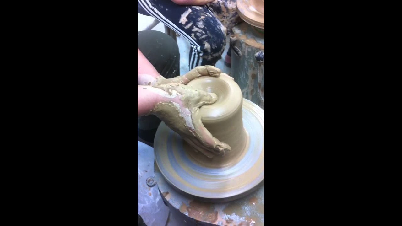 Ceramic wheel method Throwing large vessels cylinder forms 12 도자기