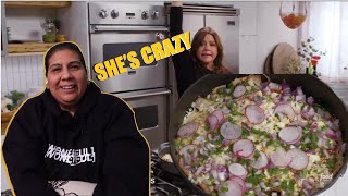 MEXICAN MOM REACTS TO RACHEL RAY MAKING CHILAQUILES