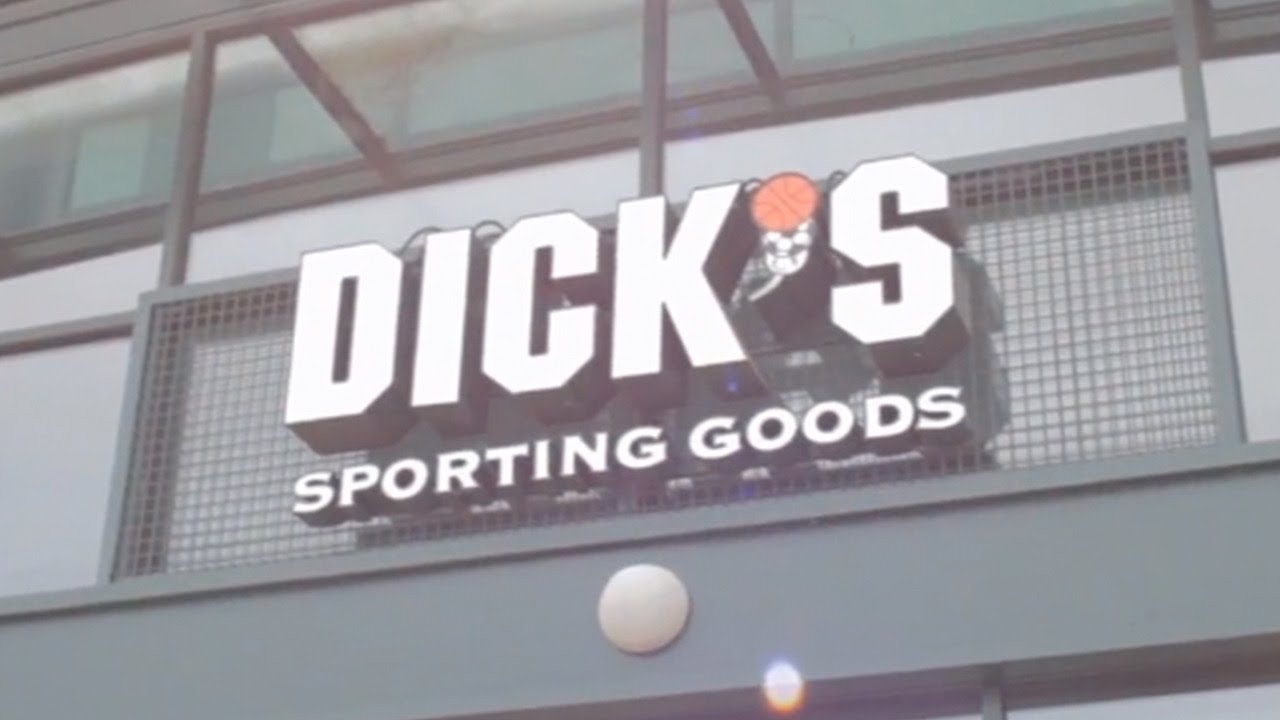 Dick’s Sporting Goods Whiffs as Golf Sales Lip Out Dick’s Sporting Goods Whiffs as Golf Sales Lip Out