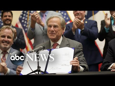 Texas lawmakers sign sweeping new voting law 