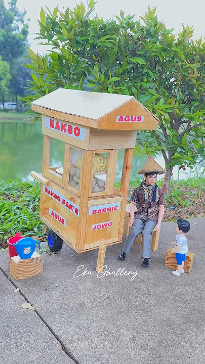 Agus sells meatballs guys #barbiejowo #funny #shorts