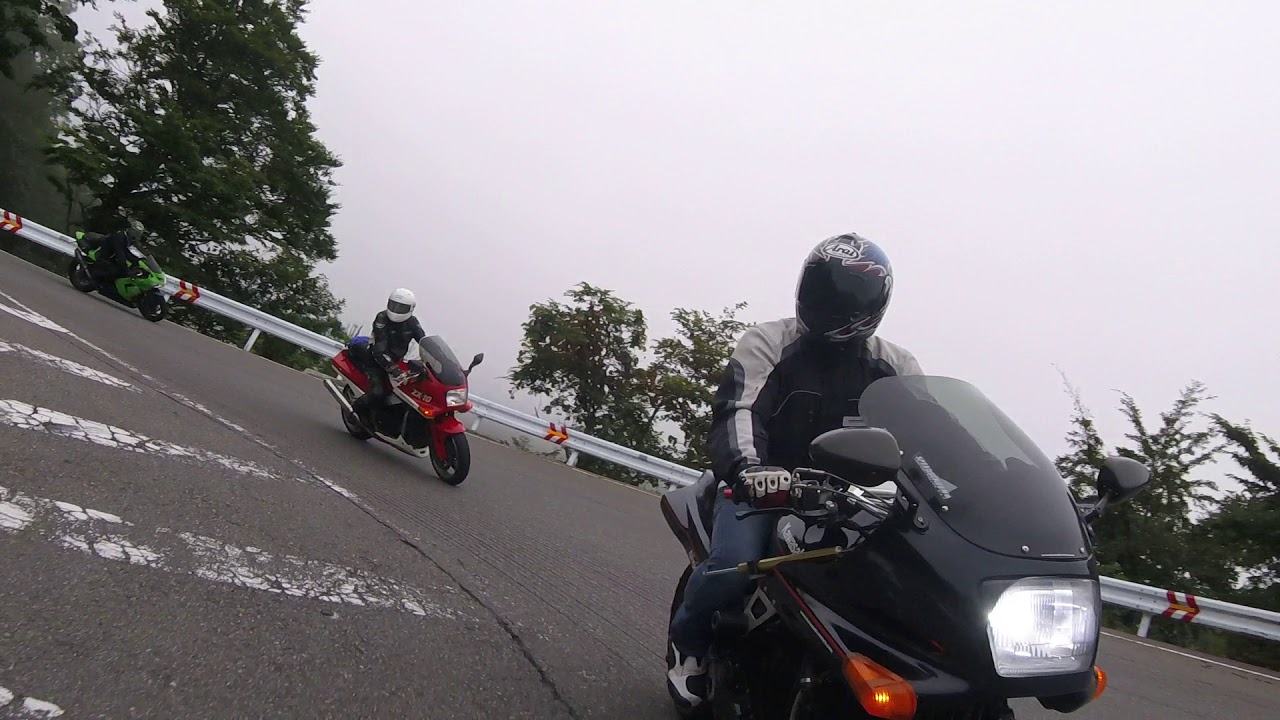 ZX10 2018 09 東北鯱会ツーリングin新潟　関東組に挟まれたヘアピンの試練
