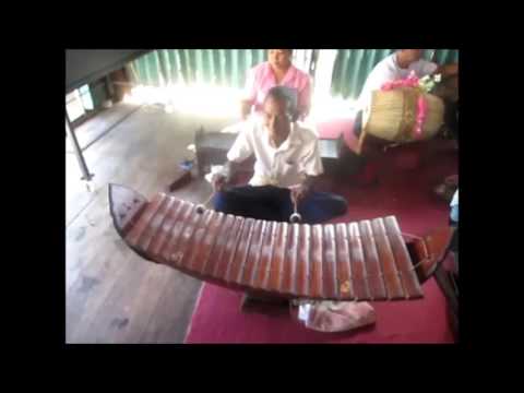Traditional Thai Music Instruments: Vlog 49