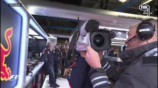 Daniel Ricciardo films Mercedes garage