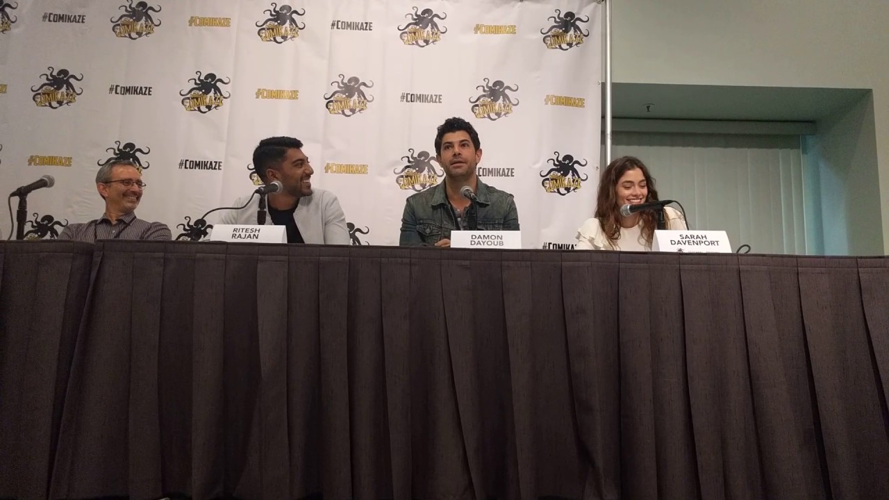 Damon Dayoub at the Stitchers panel, LA Comic Con 2016