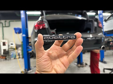 Шильдик Quattro или