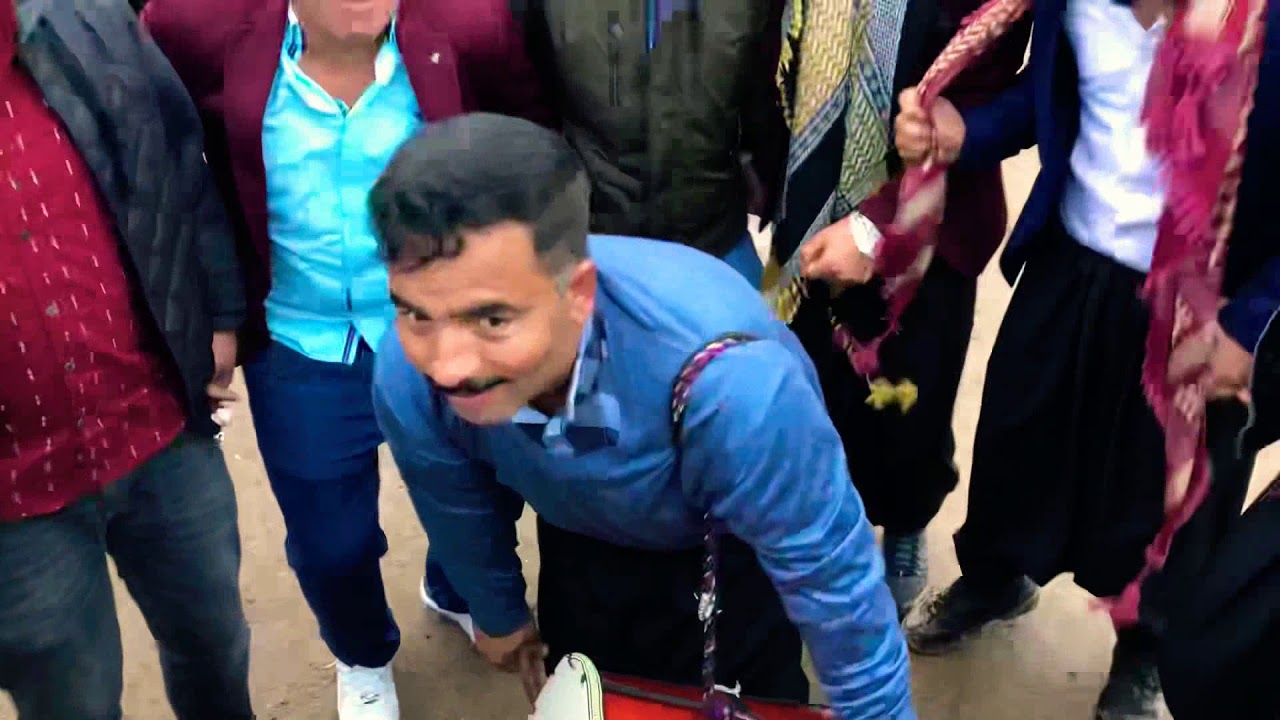 İNANILMAZ GENÇLER UÇUYOR / koma axin