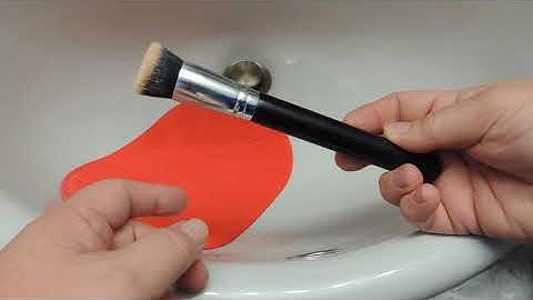 Basics:  Brush Cleaning (boring i know)