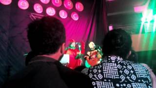 Di Atas Kapal Kertas - Banda Neira (Live) | Rara Sekar & Ananda Badudu berkostum tomat & lebah!