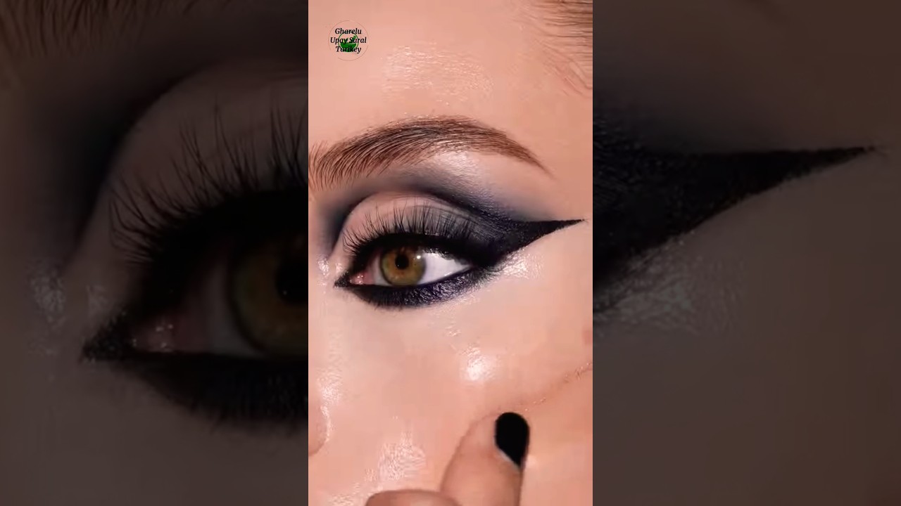 👁️Smokey Eye Makeup Hack | Easy and Simple method🤌👄 |
