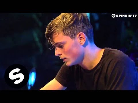 Ummet Ozcan - SuperWave (Played by Martin Garrix @ TomorrowWorld 2014) camera iphone 8 plus apk
