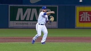 BOS@TOR: Martin plays third base, handles grounder