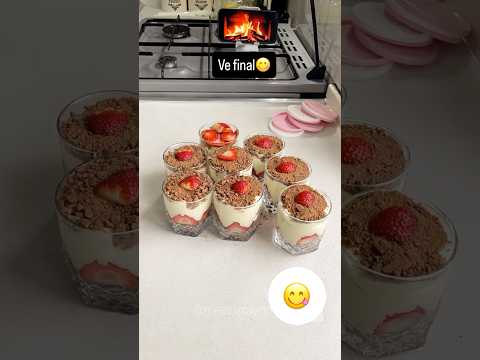 NEFİS 😋 PRATİK 👌ÇİLEKLİ MUZLU MAGNOLIA TARİFİ NASIL YAPILIR ❓￼